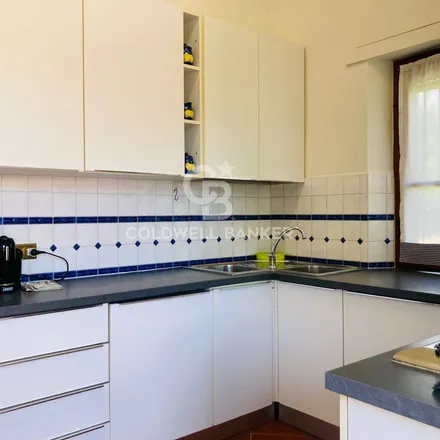 Image 6 - Via Ludovico Ariosto, 55042 Forte dei Marmi LU, Italy - Apartment for rent