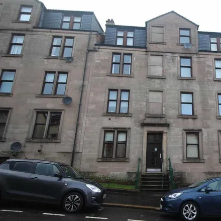 Rent this 2 bed apartment on Kelly Street in Greenock, PA16 8TS