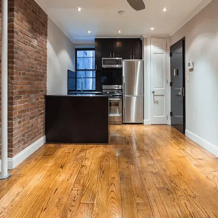 Rent this 3 bed apartment on 437 West 53rd Street in New York, NY 10019