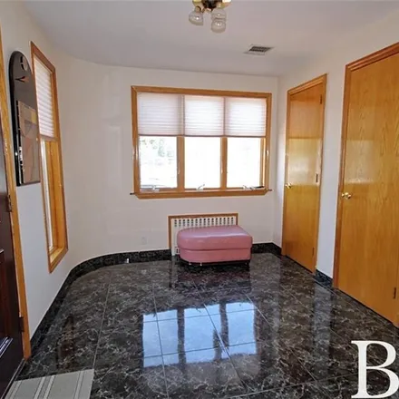 Image 2 - 2148 East 63rd Street, New York, NY 11234, USA - House for sale