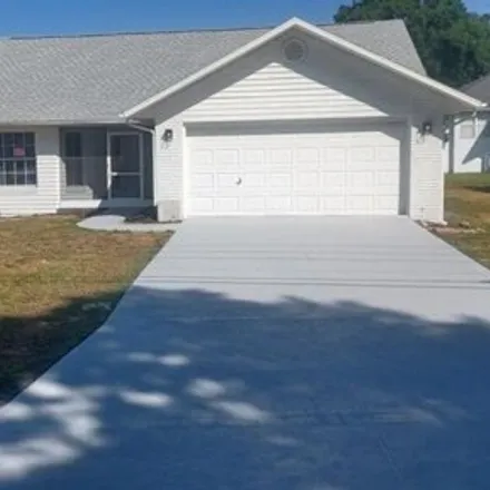 Buy this 2 bed house on 4336 North Lincoln Avenue in Beverly Hills, Citrus County