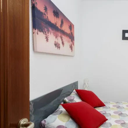 Image 2 - Calle de Juanelo, 9, 28012 Madrid, Spain - Room for rent