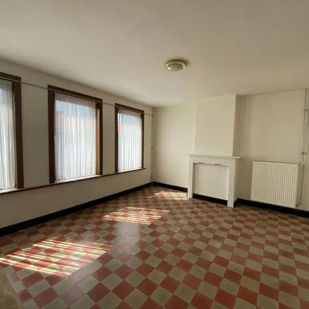 Rent this 3 bed apartment on Oeselgemstraat in 9870 Zulte, Belgium