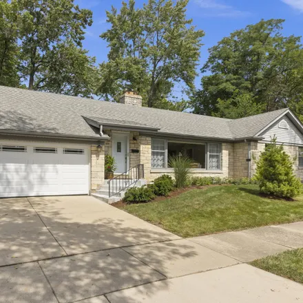 Buy this 3 bed house on 1198 Prairie Avenue in Downers Grove, IL 60515