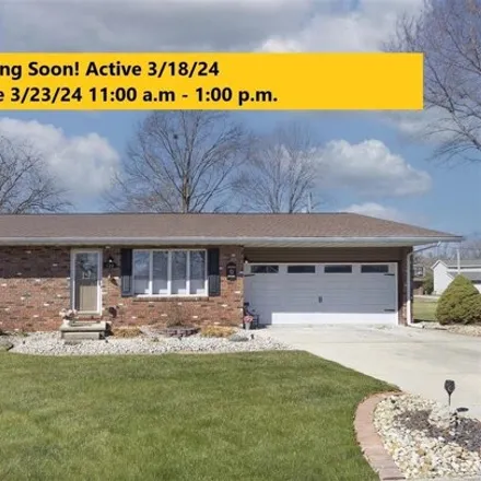 Buy this 3 bed house on 130 Sunfish Drive in Highland, IL 62249