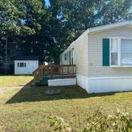 Buy this studio apartment on 43 Goosefare Drive in Old Orchard Beach, ME 04064