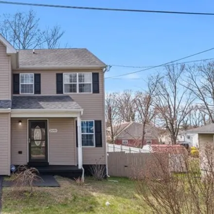 Buy this 3 bed house on 2670 Phipps Avenue in Crestmont, Abington Township
