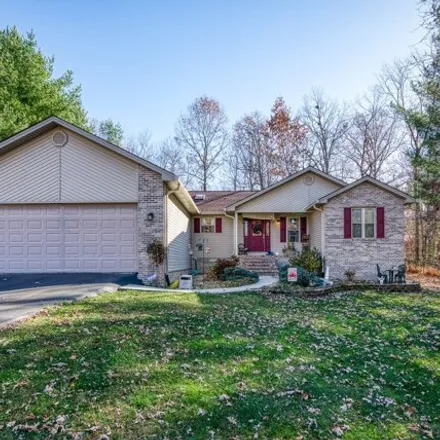 Buy this 3 bed house on 132 Shadowmont Ct in Crossville, Tennessee