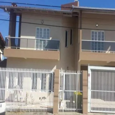 Rent this 4 bed house on Rua 3000 in Centro, Balneário Camboriú - SC