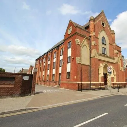 Image 1 - Priory School, Fawcett Road, Portsmouth, PO4 0DL, United Kingdom - Apartment for sale