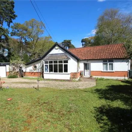 Buy this 3 bed house on Pinewood Road in St Leonards, BH24 2PA