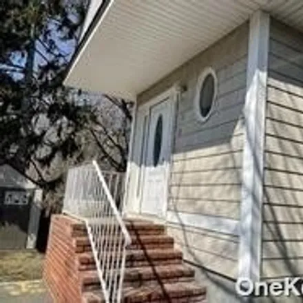 Rent this 3 bed house on 420 North Corona Avenue in Village of Valley Stream, NY 11580