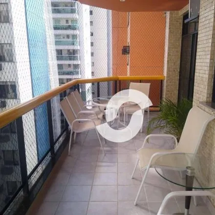 Buy this 4 bed apartment on Rua Ministro Otávio Kelly 302 in Icaraí, Niterói - RJ