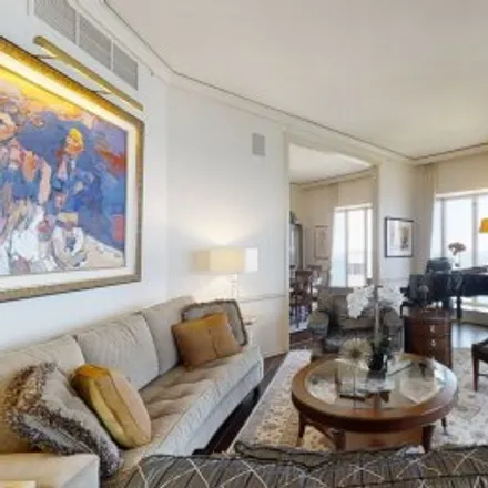 Buy this 3 bed apartment on #4802,950 North Michigan Avenue in Magnificent Mile, Chicago