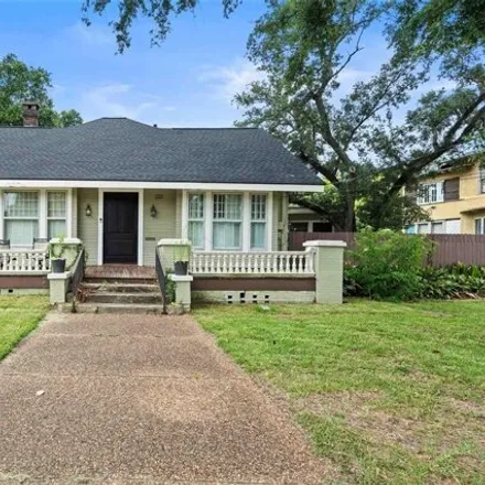 Buy this 4 bed house on 2313 Laurel Avenue in Beaumont, TX 77702