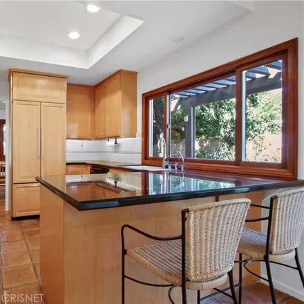 Image 7 - 7659 Maestro Avenue, Los Angeles, CA 91304, USA - House for sale