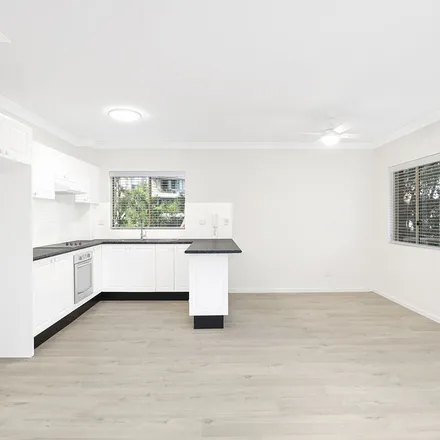 Image 8 - 95-97 Acacia Road, Kirrawee NSW 2232, Australia - Apartment for rent