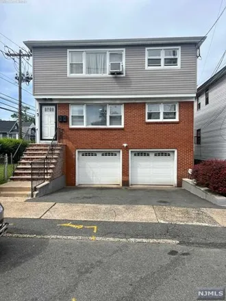 Rent this 2 bed house on 7 Crescent Court in Newark, NJ 07106
