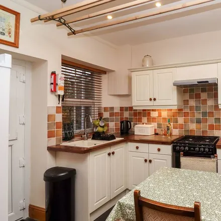 Rent this 3 bed townhouse on Bakewell in DE45 1FL, United Kingdom