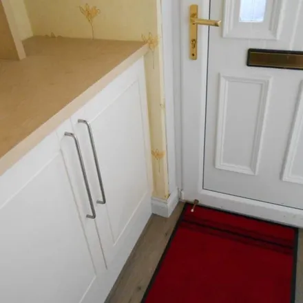 Rent this 1 bed townhouse on Beeches Road in Duntocher, G81 6HG