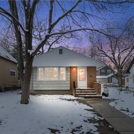 Buy this 3 bed house on 3519 North Knox Avenue in Minneapolis, MN 55412