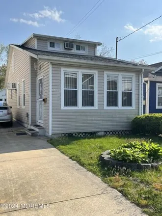 Rent this 2 bed house on 1017 16th Avenue in Belmar, Monmouth County