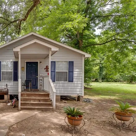 Buy this 3 bed house on 1232 Madison Street in Alexandria, LA 71301