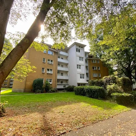 Rent this 3 bed apartment on Meylantstraße 13 in 44319 Dortmund, Germany