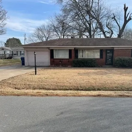 Buy this 2 bed house on 651 East 4th Street in Carlisle, Lonoke County