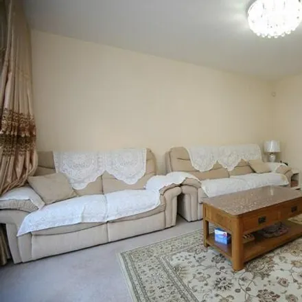 Image 4 - 7 Bellerose Close, Coventry, CV4 9ZW, United Kingdom - House for rent