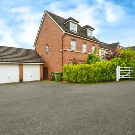 Buy this 5 bed house on Emmerson Drive in Clipstone, NG21 9AX