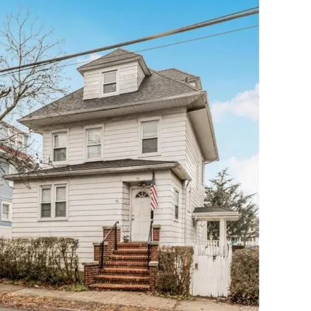 Image 4 - 76 Treno Street, Pine Brook, City of New Rochelle, NY 10801, USA - House for sale