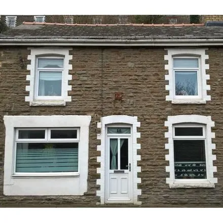 Buy this 3 bed house on High Street in Llanhilleth, NP13 2RA