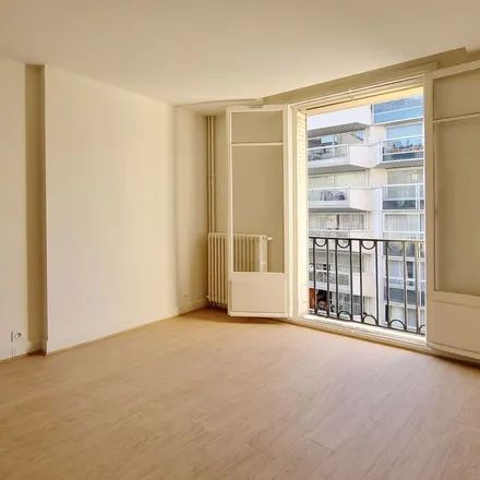 Image 3 - 16 Rue de Chaillot, 75116 Paris, France - Apartment for rent
