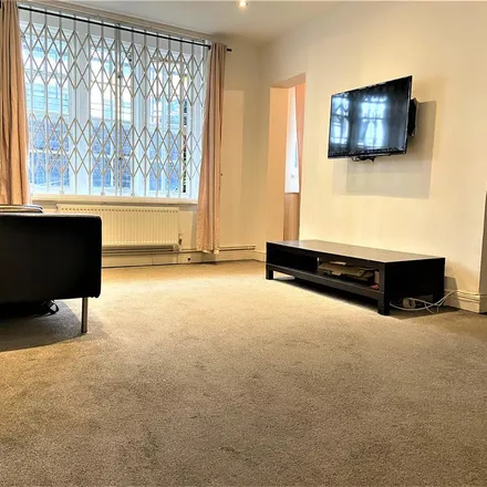 Rent this 1 bed apartment on Broadoak House in Mortimer Crescent, London