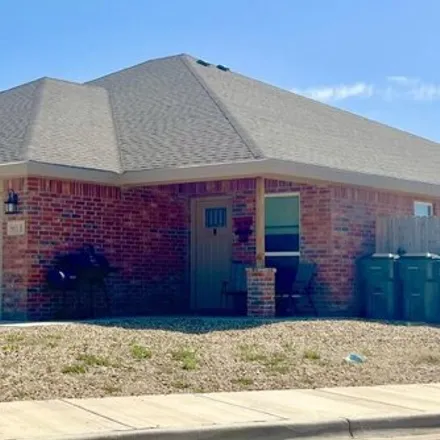 Rent this 2 bed house on North Englewood in Lubbock, TX 79416