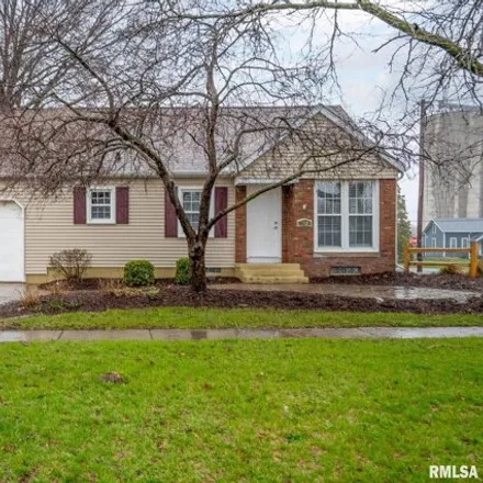 Buy this 3 bed house on 310 Durant Street in Walcott, Blue Grass Township