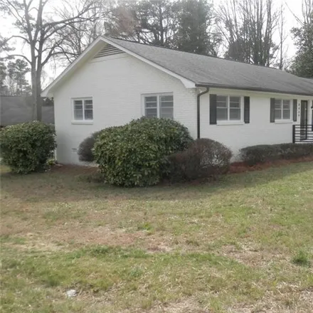 Rent this 3 bed house on Lakeview Road in Charlotte, NC 28069