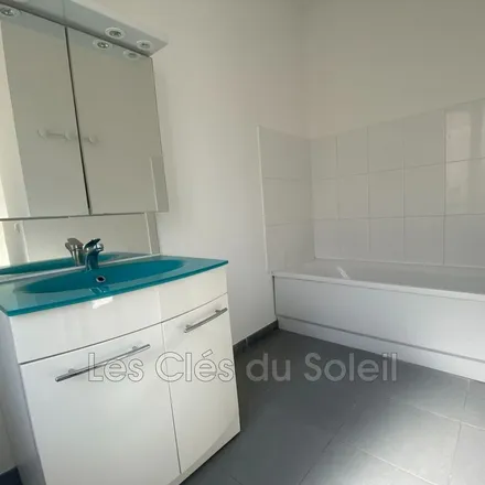 Image 4 - Immobier du Pays Brignolais, Rue Licé de Signon, 83170 Brignoles, France - Apartment for rent