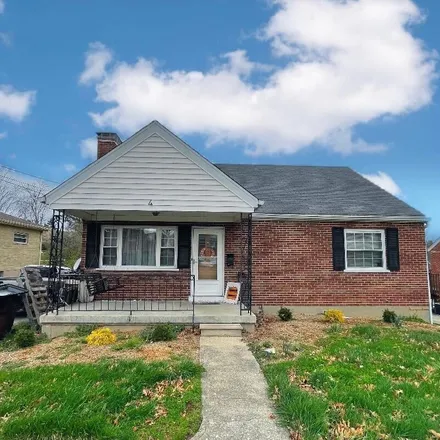 Buy this 4 bed house on 4 Saint Jude Circle in Florence, KY 41042