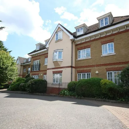 Rent this 3 bed apartment on Hale Lane in The Hale, London