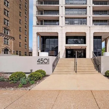 Image 2 - Lindell Terrace, 4501 Lindell Boulevard, St. Louis, MO 63108, USA - Condo for sale