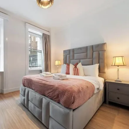 Rent this 3 bed apartment on London in W1J 7SQ, United Kingdom
