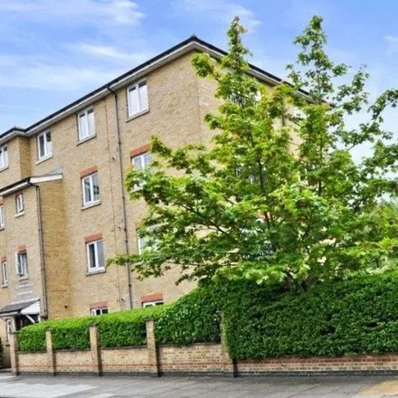 Rent this 2 bed apartment on Potters Lodge in 50 Manchester Road, Cubitt Town