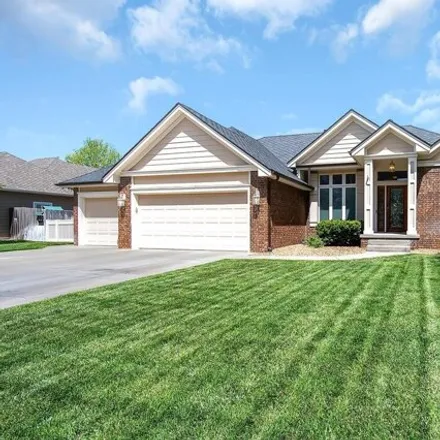 Buy this 4 bed house on 130 36th Avenue in Hutchinson, KS 67502