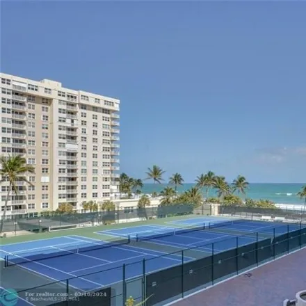 Image 9 - 5198 North Ocean Drive, Lauderdale-by-the-Sea, Broward County, FL 33308, USA - Condo for sale