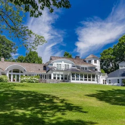 Buy this 6 bed house on 4064 Harbor Rd in Shelburne, Vermont