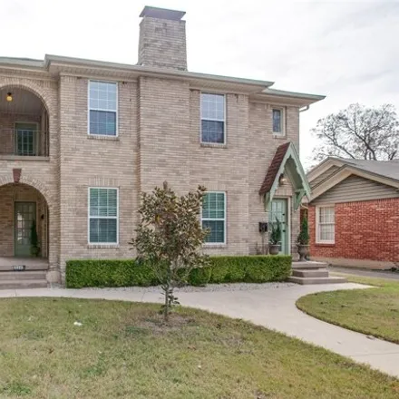 Rent this 2 bed house on 5922 Goodwin Ave in Dallas, Texas