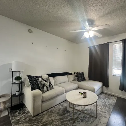 Rent this 1 bed condo on 533 NE 3rd Ave
