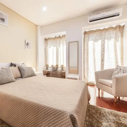 Rent this 1 bed apartment on Igreja dos Jesuítas in Rua São Barnabé, 4710-307 Braga